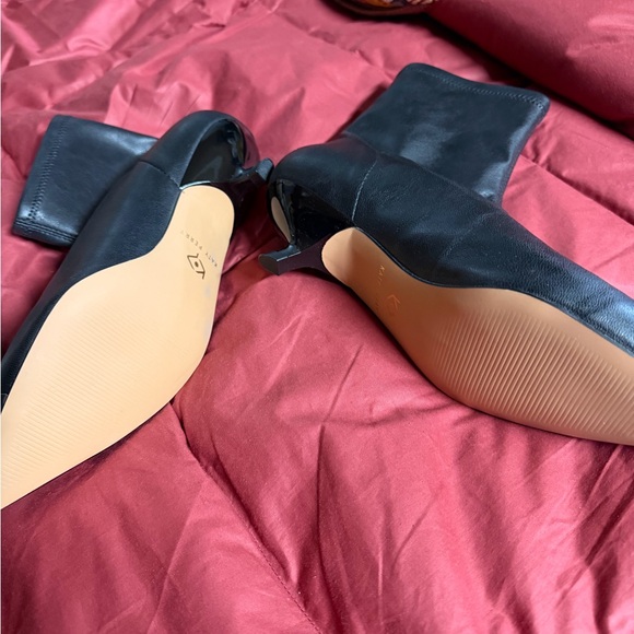 Katy Perry kitten heel boot not worn - Picture 3 of 3
